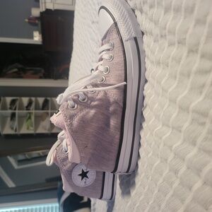 Womens Size 6 Converse